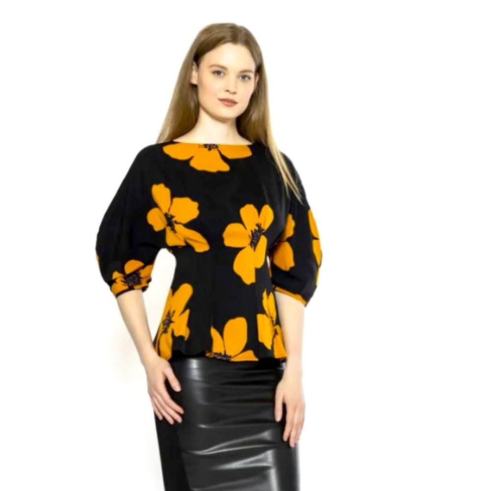 Gracia Round Open Neck Big Flower Print Top